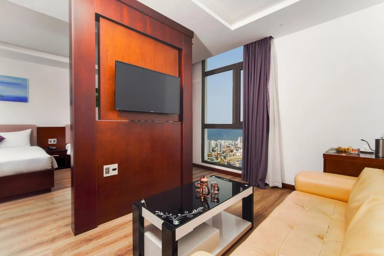 Golden Sun Hotel & Apartment 岘港