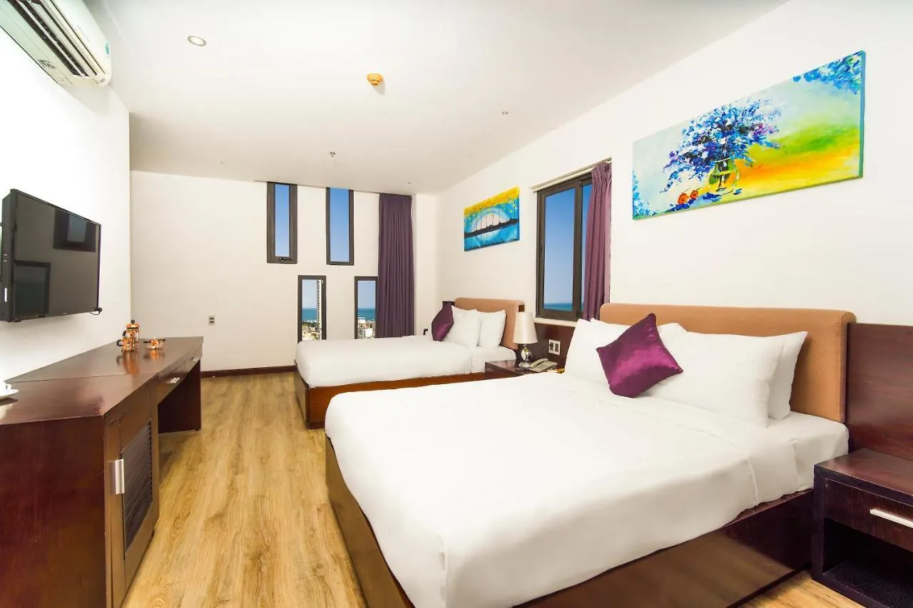 Golden Sun Hotel & Apartment 岘港 4*,  越南