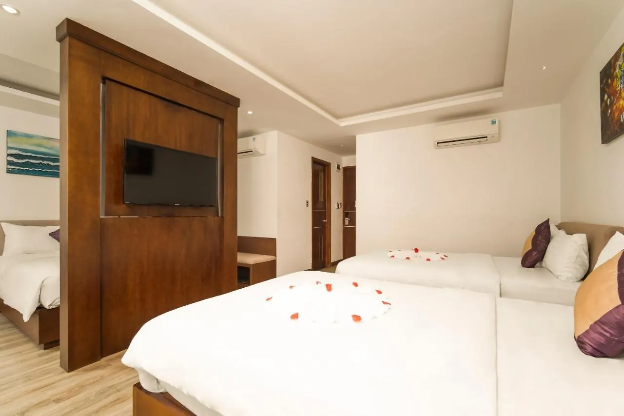 Golden Sun Hotel & Apartment 岘港 4*,  越南
