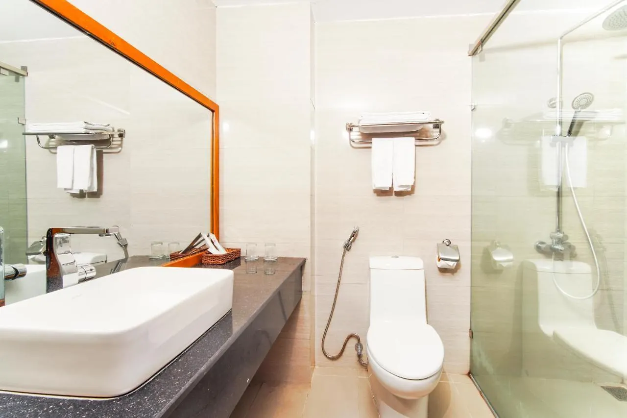Golden Sun Hotel & Apartment 岘港